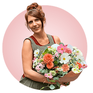 Natàlia Palahí, fundadora de Naturmentallers, disponible para resolver dudas sobre talleres y cursos de cosmética natural