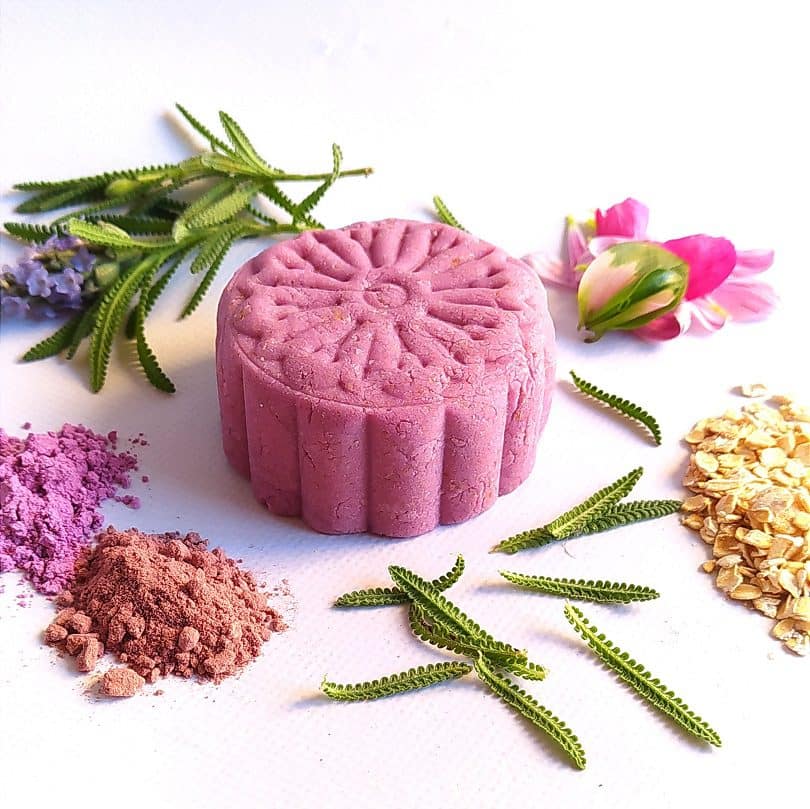 Champú sólido con arcillas elaborado en el curso de champú sólido con ingredientes naturales