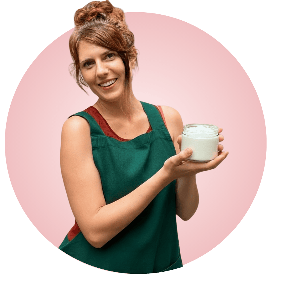 Natàlia Palahí, fundadora de Naturmentallers, disponible para resolver dudas sobre talleres y cursos de cosmética natural